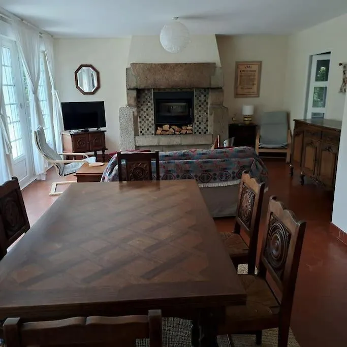 Dom wakacyjny Grande Maison Au Coeur De La Bretagne Huelgoat
